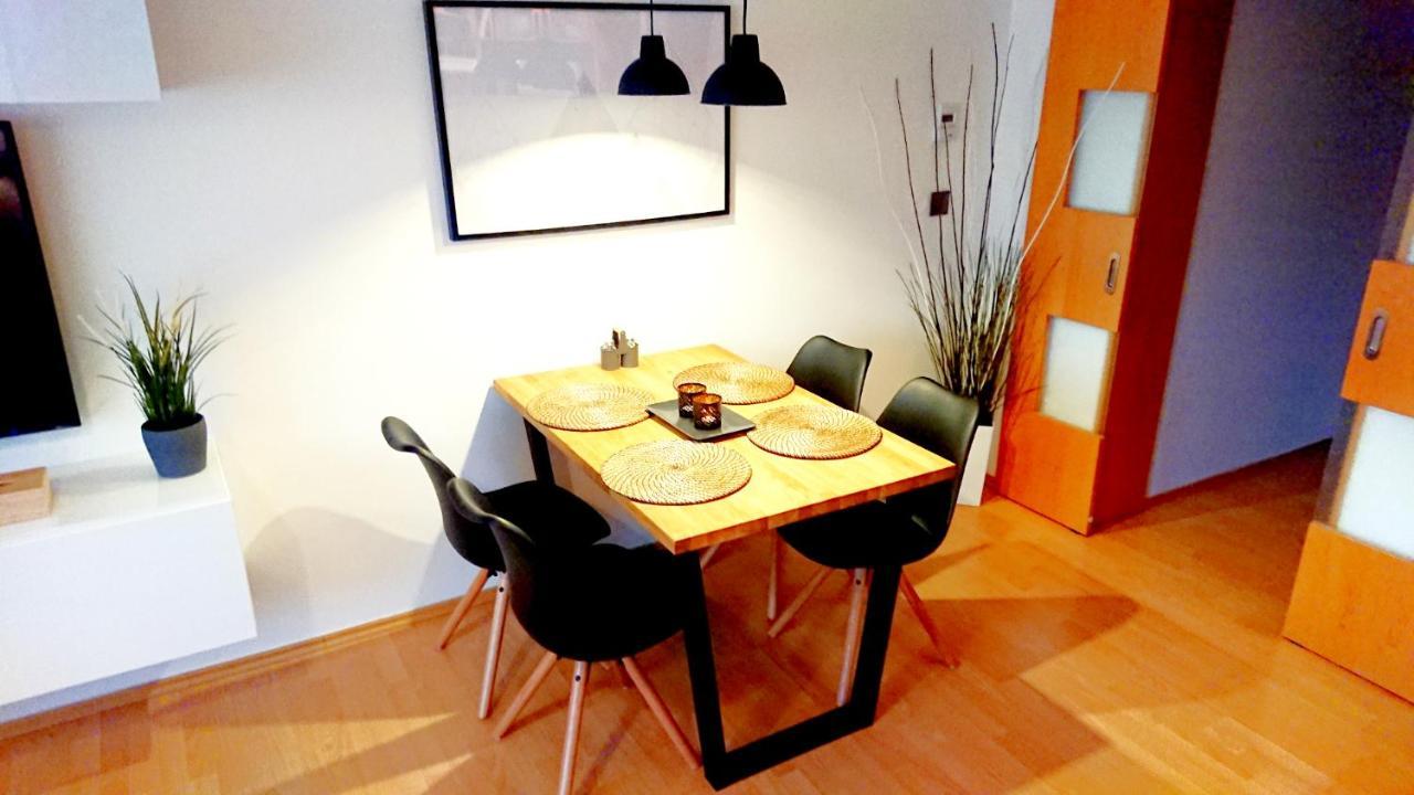 Apartman U Sklarny Apartment Harrachov Luaran gambar