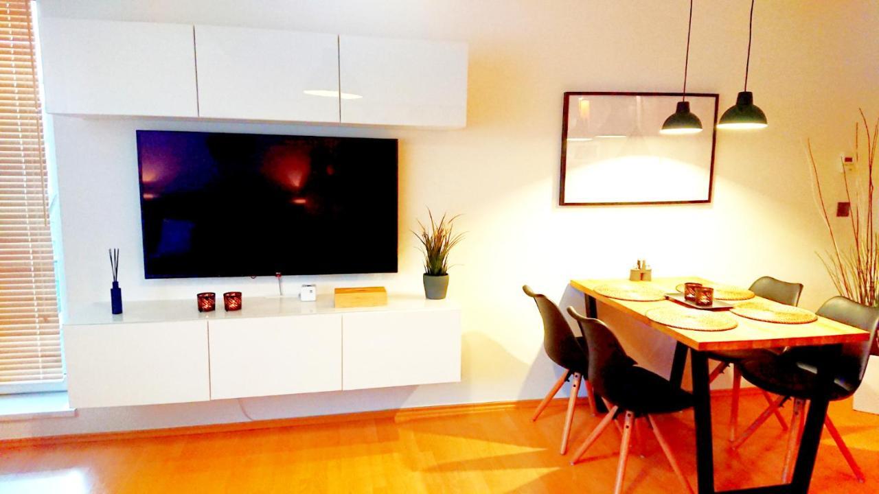 Apartman U Sklarny Apartment Harrachov Luaran gambar